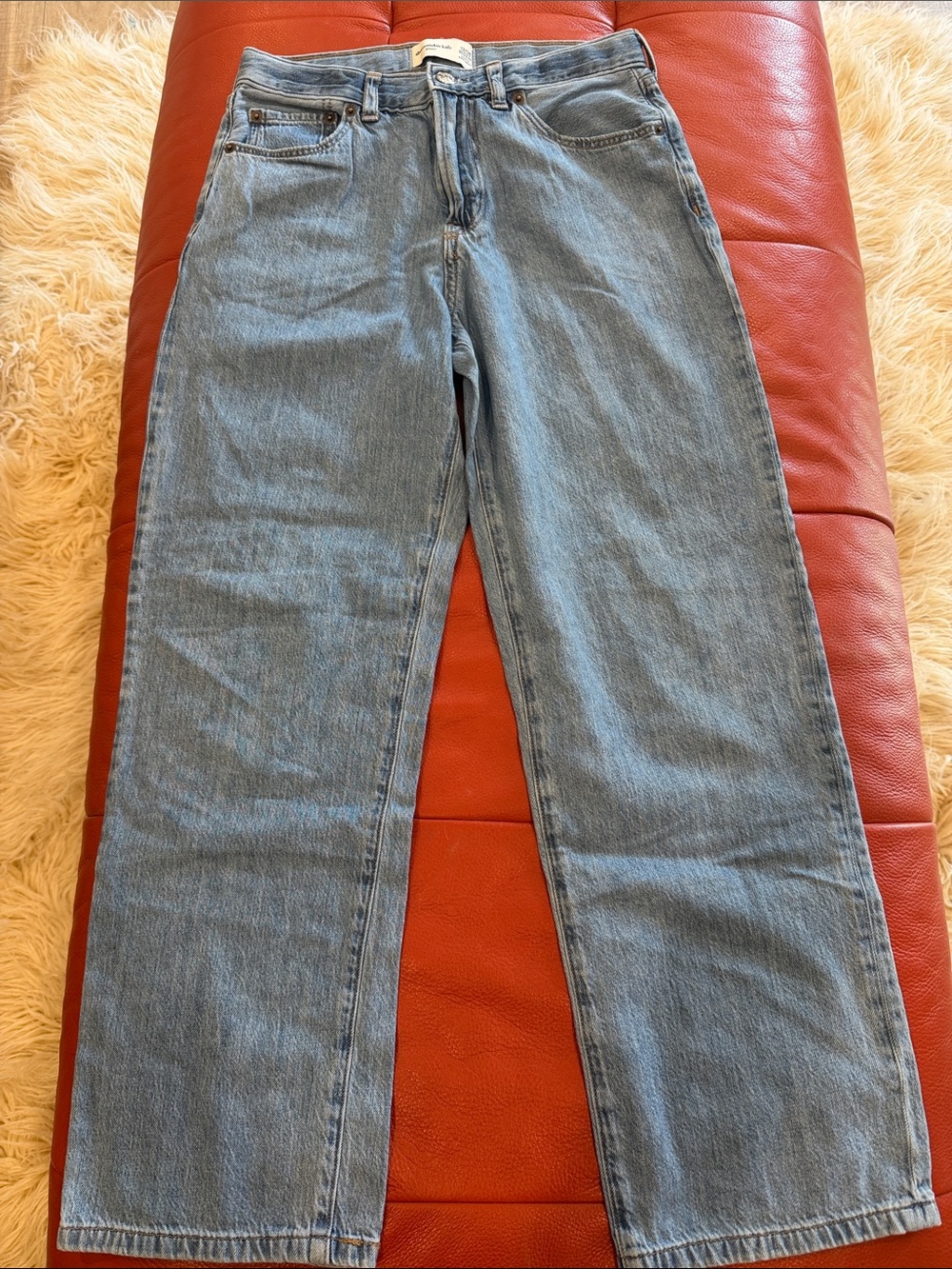 Old Navy Boys baggy - size 12-14
